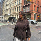 Chaqueta de ante con cinturón SoHo en marrón