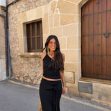Islaia Set in Black