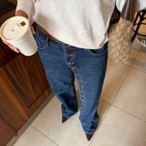 Button Jeans